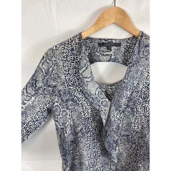 Guess Ruffle Front Snakeskin Print blouse size XS - Picture 3 of 5